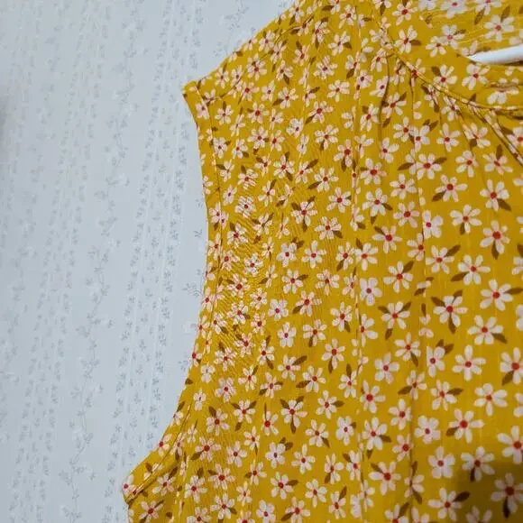 Old Navy Blouse Women's Size Large Yellow Floral Spring Easter - Picture 2 of 6
